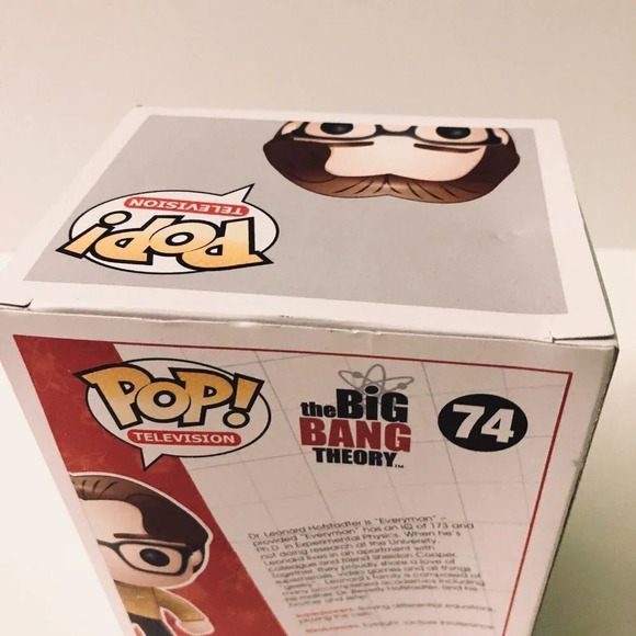 Funko Pop  Leonard Hofstadter Star Trek Uniform Big Bang Theory 74 - Picture 5 of 16